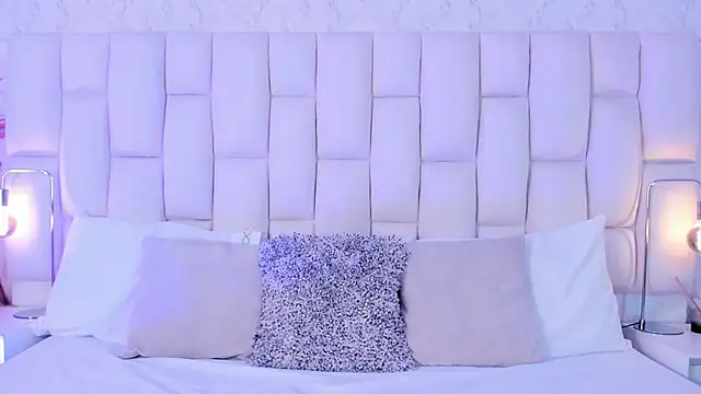 GaiaBaker online show from September 14, 2025, 4:39 pm