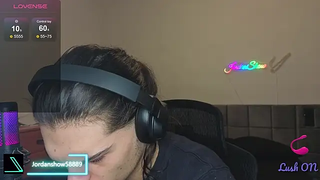 Snapshot of JordanShow chatting on January 12, 2025, 5:03 am JordanShow online show from January 12, 2025, 5:03 am