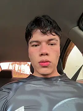 Logan smith1 online show from October 17, 2025, 4:09 pm