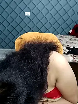 Cute-Raashii online show from January 18, 2025, 11:55 pm