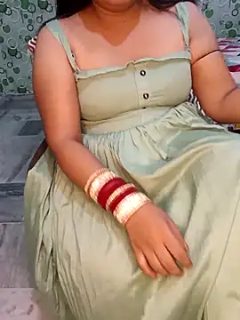 Cute-Raashii online show from October 5, 2025, 1:48 am