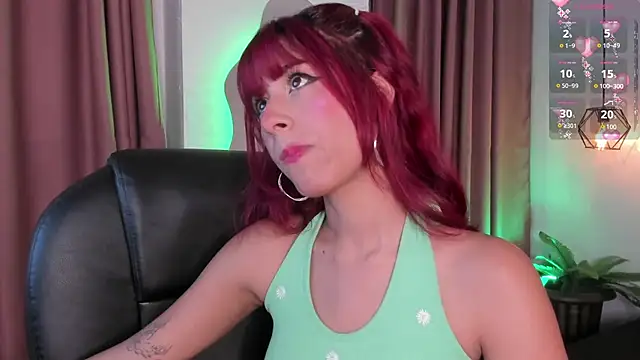 cloe  palmer online show from March 17, 2025, 3:07 pm