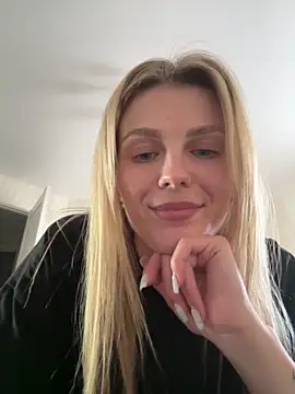 Snapshot of Liya_my chatting on April 24, 2026, 12:29 pm Liya my online show from April 24, 2026, 12:29 pm