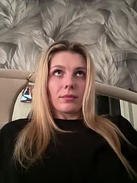 Snapshot of Liya_my chatting on April 29, 2026, 12:20 pm Liya my online show from April 29, 2026, 12:20 pm
