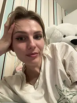 Snapshot of Liya_my chatting on May 27, 2026, 7:55 pm Liya my online show from May 27, 2026, 7:55 pm