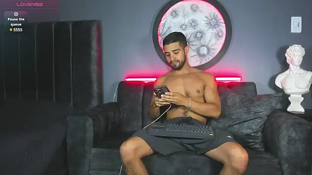 khriss brown online show from February 6, 2025, 10:53 pm