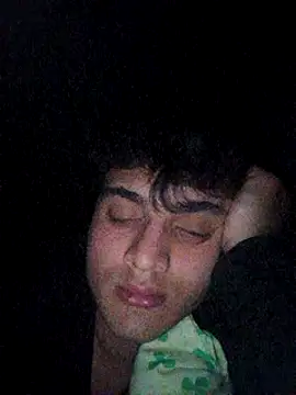 boy 3835 online show from March 18, 2025, 2:15 am