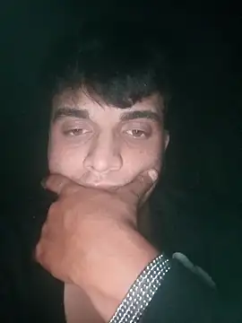 boy 3835 online show from September 21, 2025, 9:27 pm