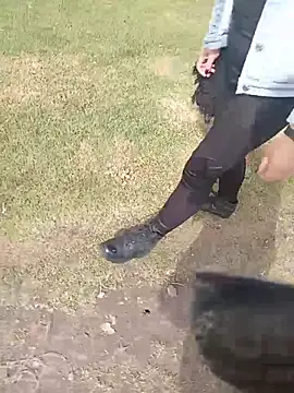 sophie banger online show from April 2, 2026, 8:28 pm