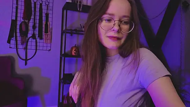 CassieCool online show from October 19, 2025, 12:28 pm