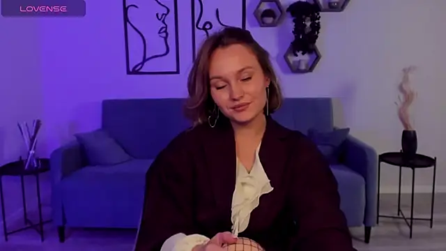 BritnieCute online show from September 29, 2025, 7:13 am