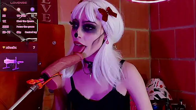 Yennastone online show from October 15, 2025, 6:02 am