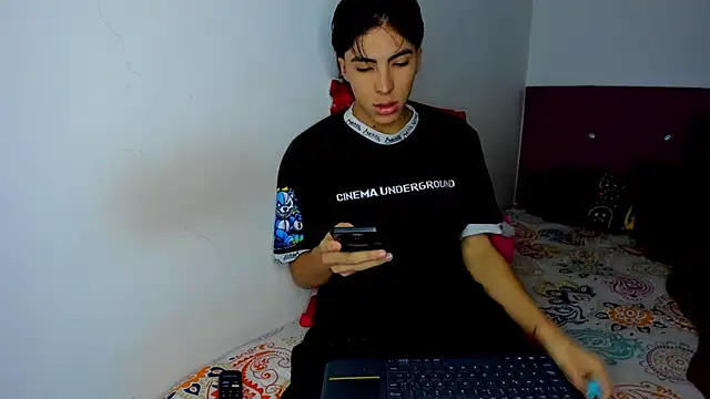 HeellBoy  online show from February 21, 2026, 12:11 am