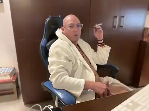 alanan881 online show from March 8, 2025, 2:12 am