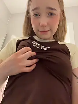 Baby Tiny online show from May 9, 2026, 2:22 pm