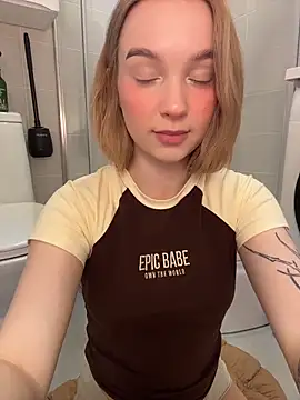 Baby Tiny online show from May 14, 2026, 11:17 am