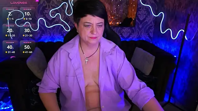 Snapshot of MilaSkyy chatting on January 17, 2025, 5:30 pm MilaSkyy online show from January 17, 2025, 5:30 pm