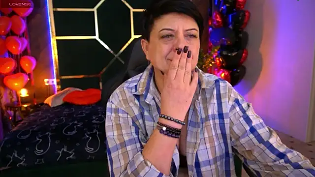 Snapshot of MilaSkyy chatting on February 25, 2025, 12:24 pm MilaSkyy online show from February 25, 2025, 12:24 pm