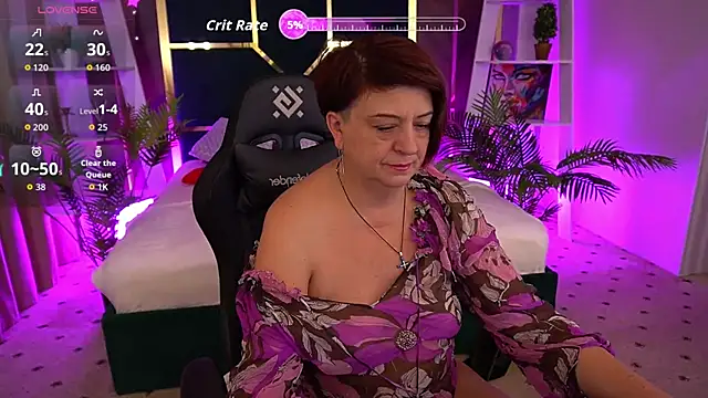 Snapshot of MilaSkyy chatting on October 12, 2025, 11:48 pm MilaSkyy online show from October 12, 2025, 11:48 pm