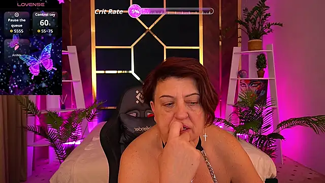 Snapshot of MilaSkyy chatting on October 20, 2025, 2:45 am MilaSkyy online show from October 20, 2025, 2:45 am