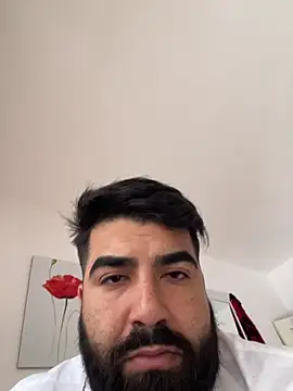 Lyon vach online show from December 15, 2025, 8:57 pm