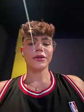 PRINCE STEV online show from March 3, 2026, 11:21 pm