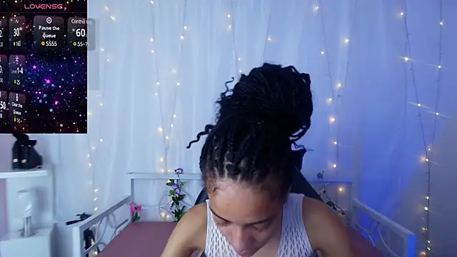 Abigail Wilson  online show from December 7, 2024, 6:04 pm