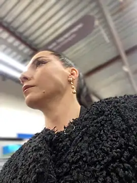 Roxana-Sexy online show from February 2, 2025, 6:15 am