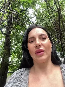 Roxana-Sexy online show from May 23, 2026, 3:45 am