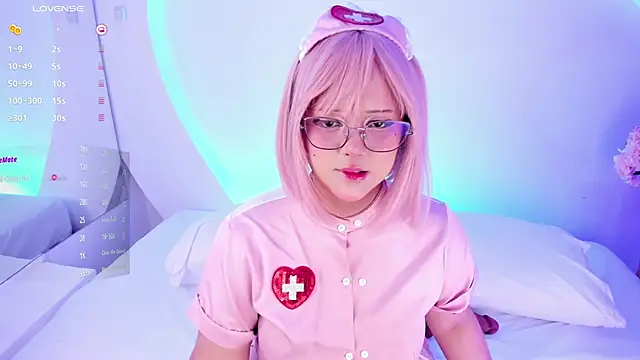 NanaOsaky online show from December 20, 2025, 12:23 pm