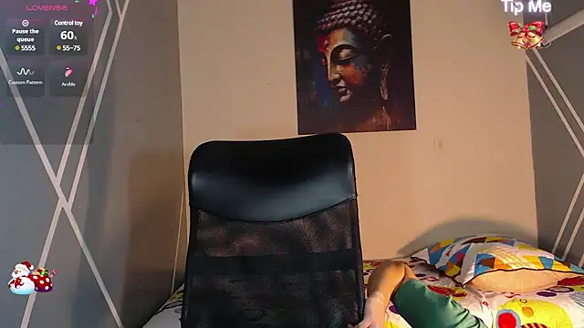 nolan twink1 online show from December 17, 2024, 5:58 pm