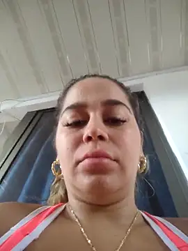 LaurenWelly  online show from March 18, 2026, 4:32 pm