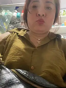 Snapshot of Cesywet chatting on February 21, 2025, 10:17 am Cesywet online show from February 21, 2025, 10:17 am