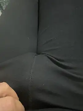 Snapshot of homidor chatting on December 20, 2024, 10:22 pm homidor online show from December 20, 2024, 10:22 pm