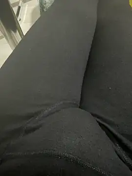 Snapshot of homidor chatting on January 9, 2025, 10:20 pm homidor online show from January 9, 2025, 10:20 pm