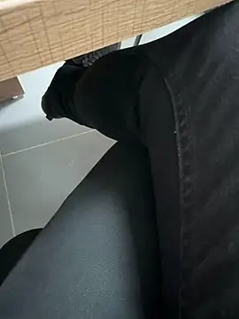 Snapshot of homidor chatting on January 10, 2025, 12:36 pm homidor online show from January 10, 2025, 12:36 pm