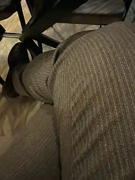 Snapshot of homidor chatting on February 5, 2025, 6:59 pm homidor online show from February 5, 2025, 6:59 pm