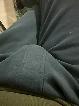 Snapshot of homidor chatting on February 6, 2025, 9:38 pm homidor online show from February 6, 2025, 9:38 pm