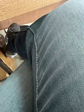 Snapshot of homidor chatting on February 21, 2025, 9:45 am homidor online show from February 21, 2025, 9:45 am