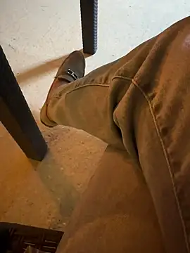 Snapshot of homidor chatting on September 15, 2025, 7:25 pm homidor online show from September 15, 2025, 7:25 pm