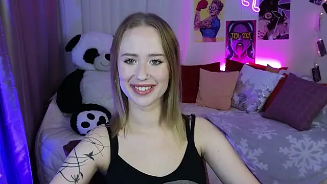 SashaBrooks online show from September 19, 2025, 6:30 pm