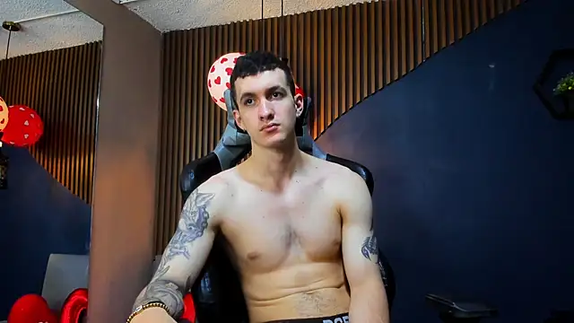 JacksonOlsenn online show from February 15, 2025, 5:17 pm