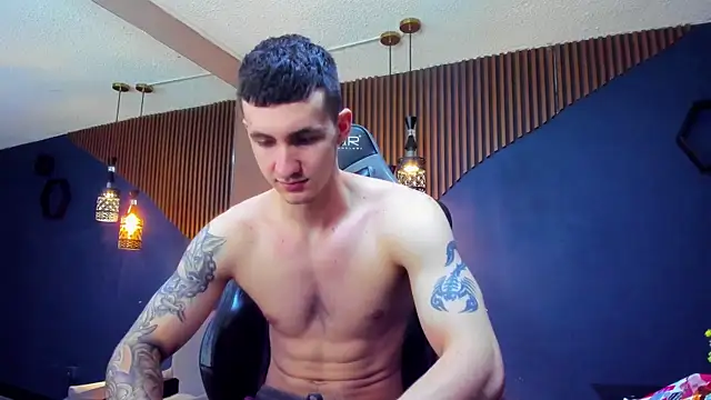 JacksonOlsenn online show from March 16, 2025, 4:23 pm