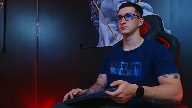 JacksonOlsenn online show from September 8, 2025, 8:30 pm