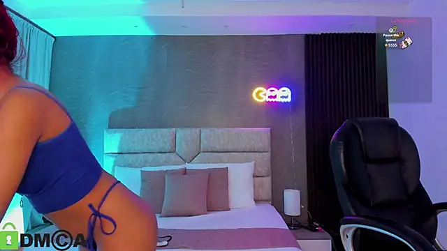 Cristal  adams online show from September 11, 2025, 12:38 pm