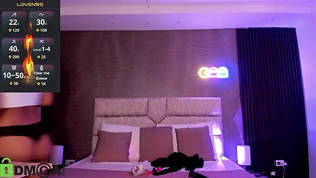 Cristal  adams online show from October 26, 2025, 12:22 pm