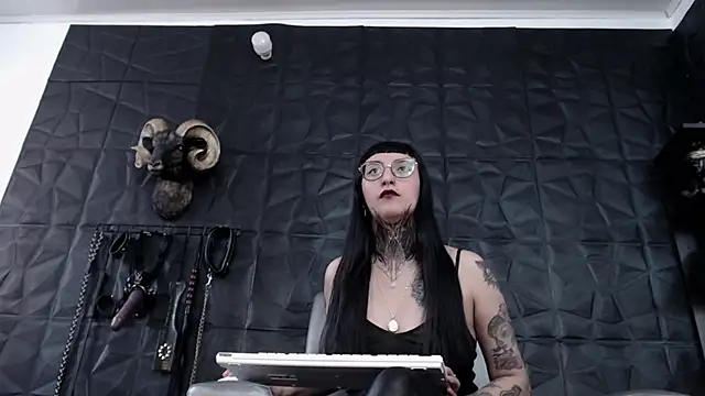 Agata Darkness online show from September 8, 2025, 7:35 pm