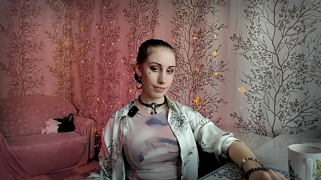 Snapshot of Mary0Lou chatting on February 14, 2026, 8:00 am Mary0Lou online show from February 14, 2026, 8:00 am