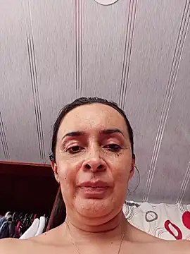 Snapshot of Samantha_Sullivan_ chatting on May 15, 2026, 2:24 pm Samantha Sullivan online show from May 15, 2026, 2:24 pm