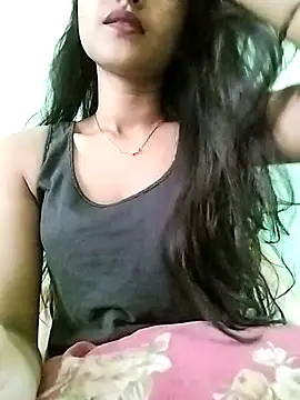 MISSQUEEN48 online show from February 24, 2025, 6:16 am